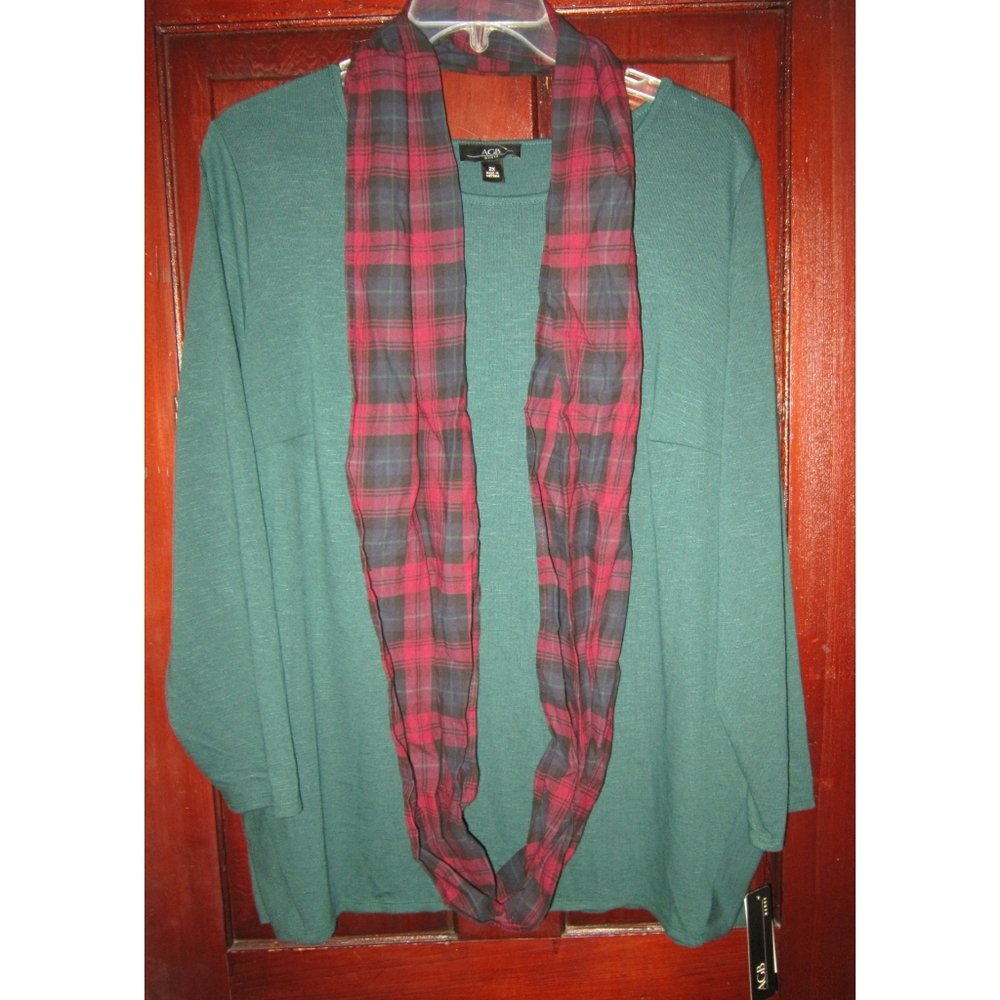 AGB Woman Plus New 2X Stretch Knit Top Shirt Blouse Scarf Sash Green Red Plaid